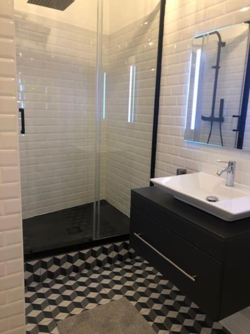 Le T2 Capitole - Hypercentre - Metro - Wifi Apartment ตูลูส ภายนอก รูปภาพ